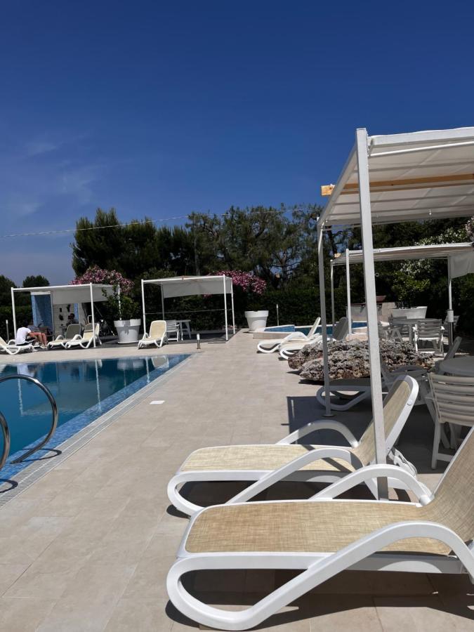 Villa Lamandia 모노폴리 외부 사진